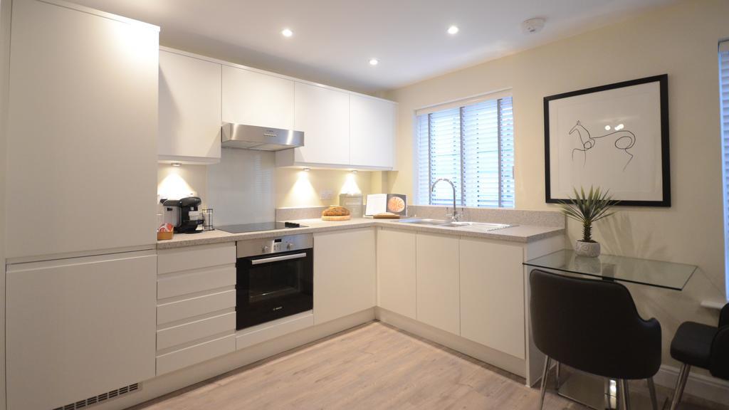 House Of Fisher- Solstice House Apartments Farnborough  Exteriér fotografie